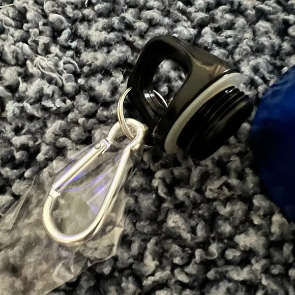 New Never Used Metal Water Bottle BPA Free - Coolsculpting Logo - Picture 8 of 10